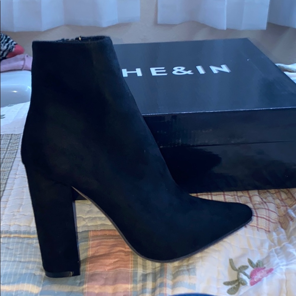 Black heeled booties